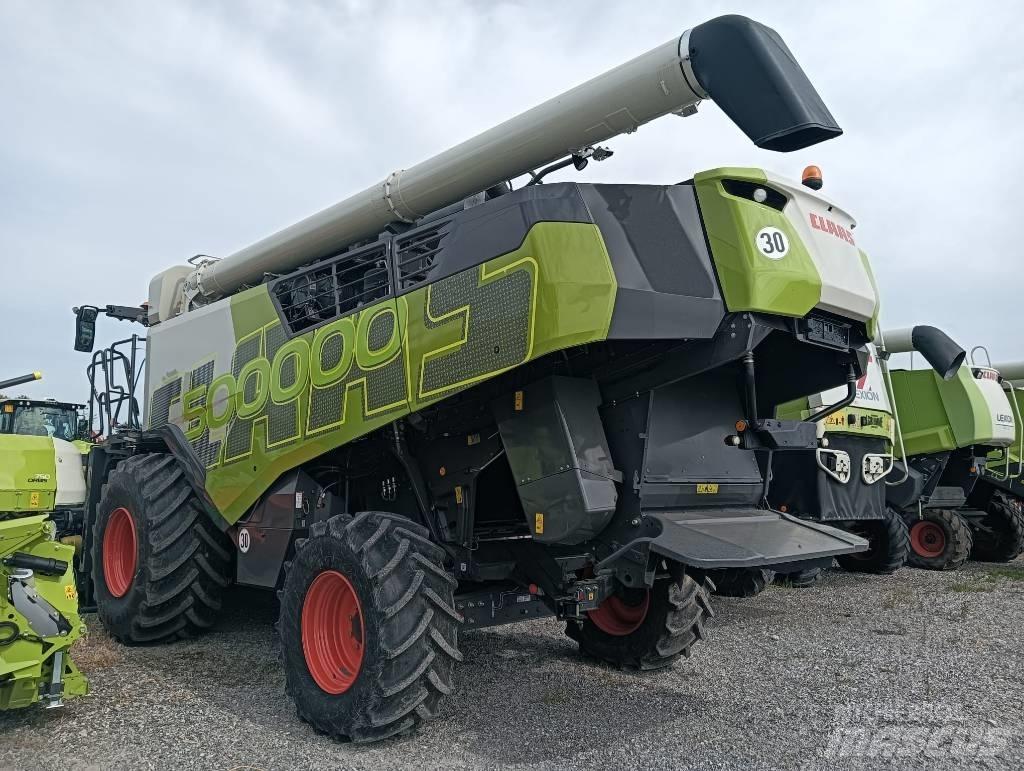 CLAAS TRION 750 Moissonneuse batteuse