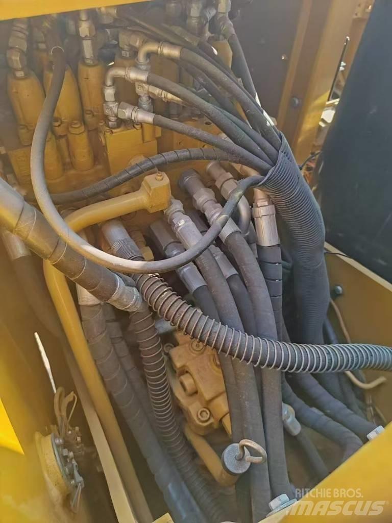 CAT 312 GC Pelle sur chenilles