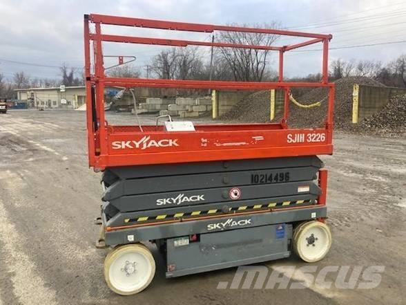 SkyJack SJ III 3226 Nacelle ciseaux