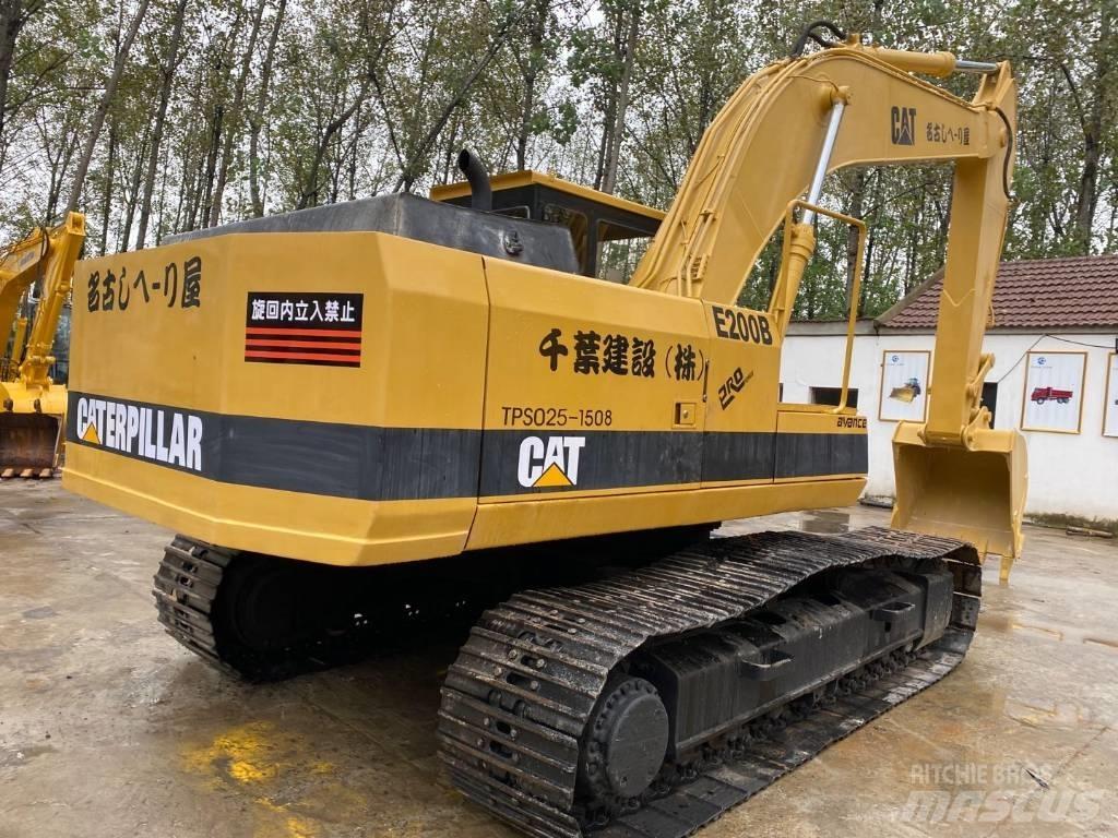 CAT E 200 B Pelle sur chenilles