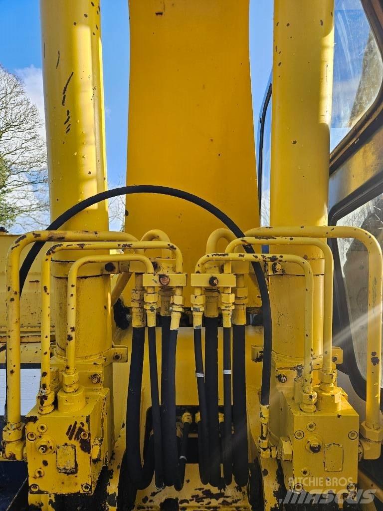 Kobelco SK 120 LC Pelle sur chenilles