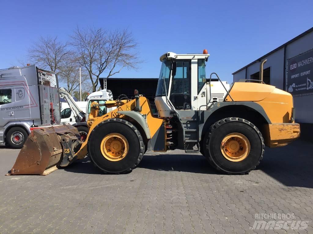 Liebherr L 544 Chargeuse sur pneus