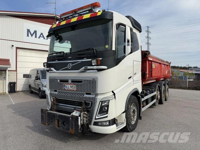 Volvo FH16-750 8x4 Camions et véhicules municipaux