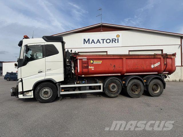 Volvo FH16-750 8x4 Camions et véhicules municipaux