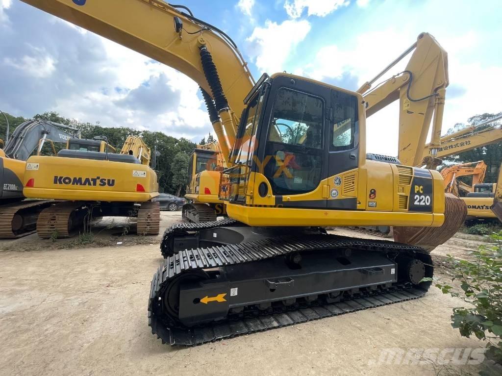 Komatsu PC 220-8 Pelle sur chenilles