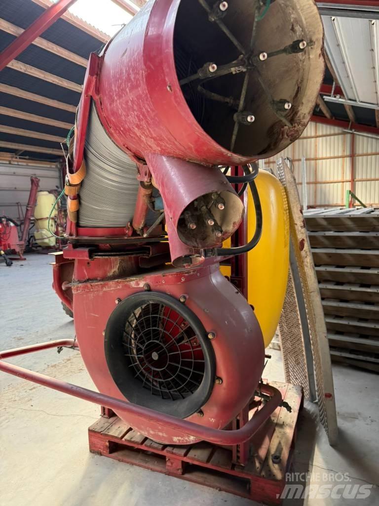 Hardi 600 SVCO Pulvérisateurs portés