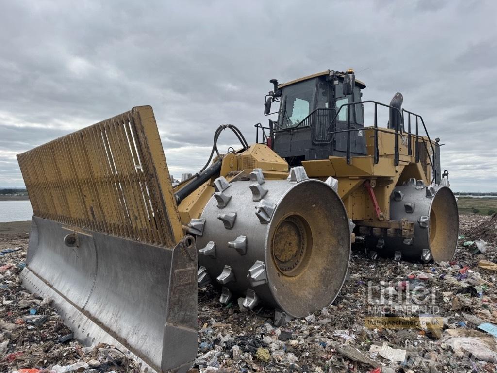 CAT 836 Compacteurs de déchets