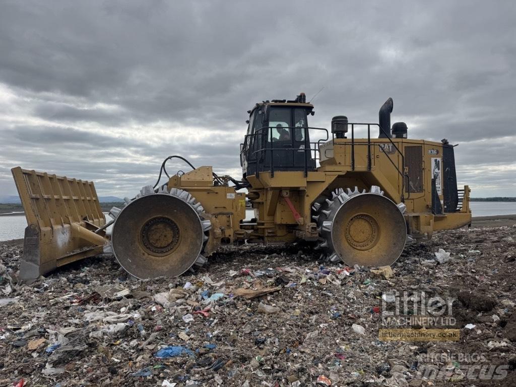 CAT 836 Compacteurs de déchets