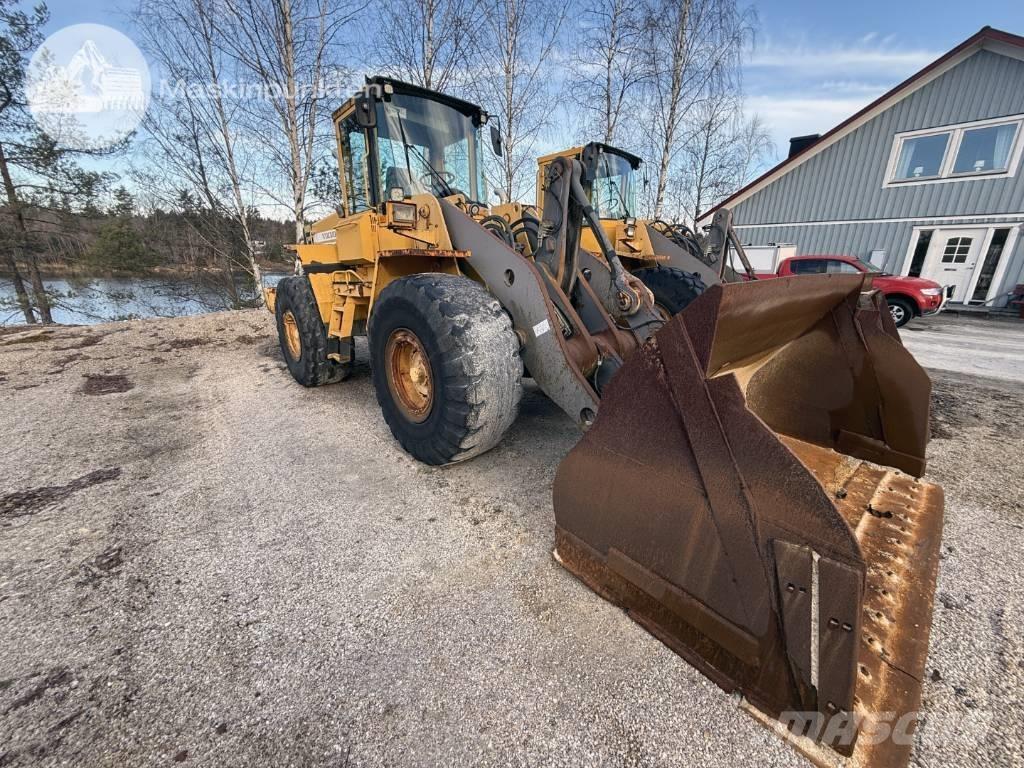 Volvo L 120 C Chargeuse sur pneus