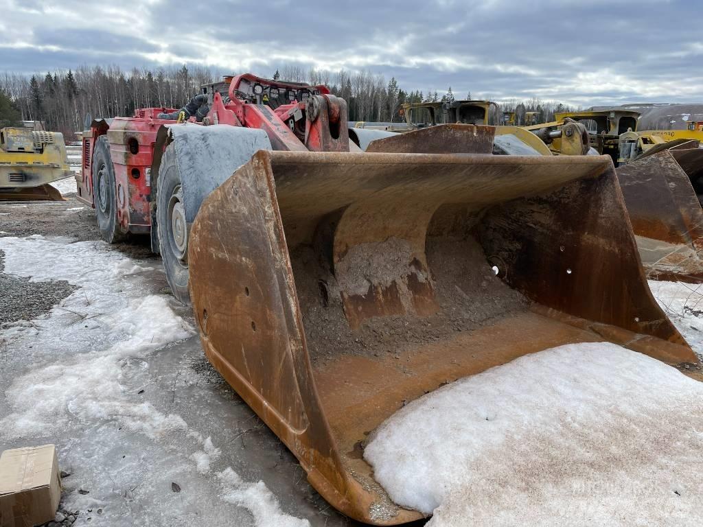 Sandvik LH 410 Chargeuses pour exploitations minières souterraines
