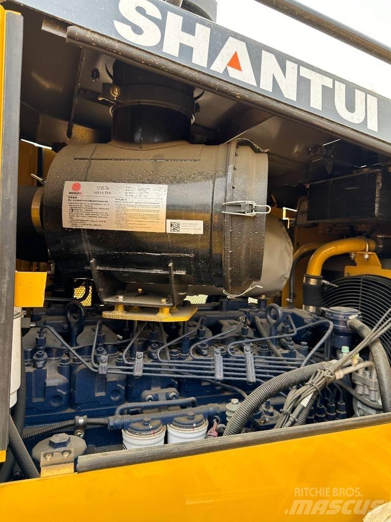 Shantui DH13 Bouteurs sur chenilles