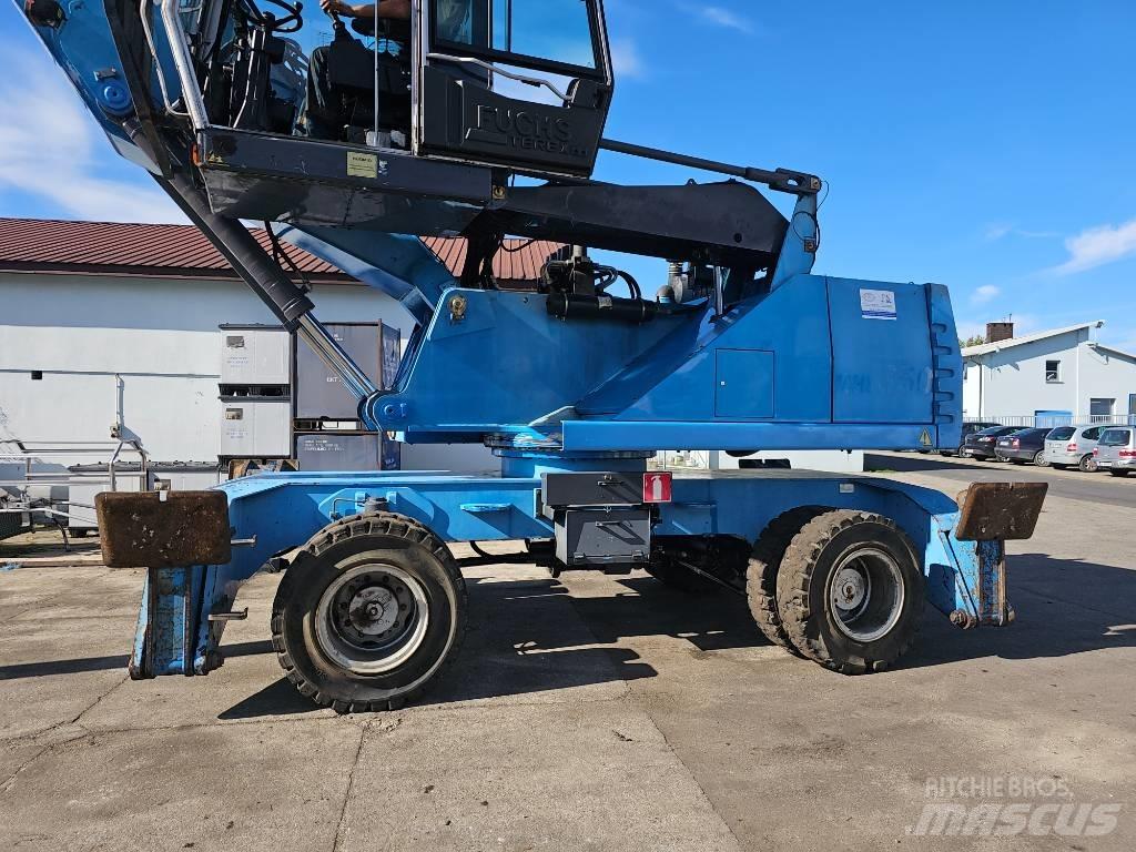 Fuchs MHL 350 FQC Pelle à déchets