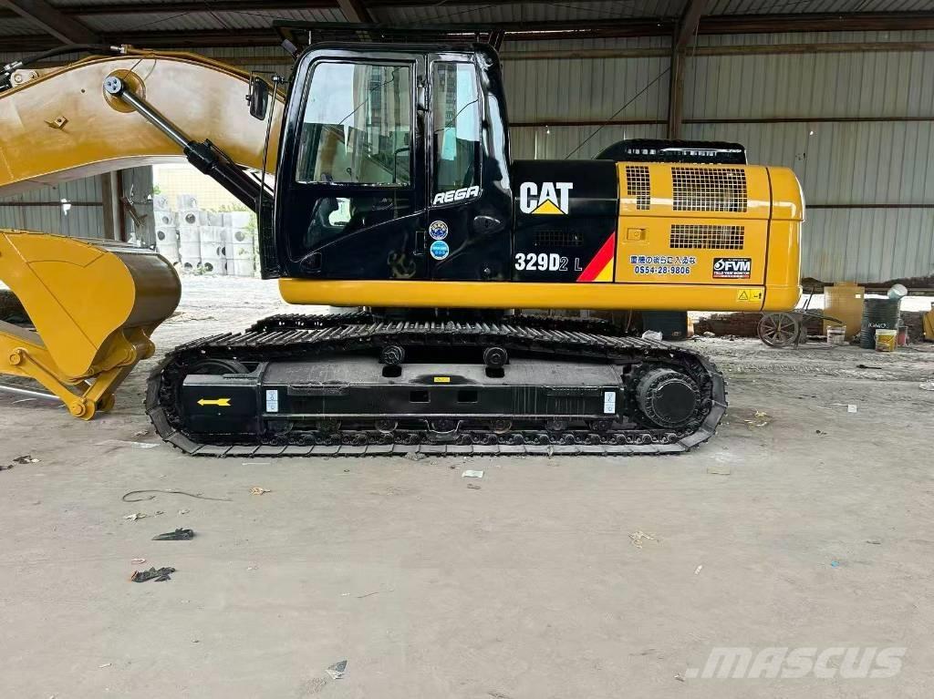 CAT 329 D Pelle sur chenilles