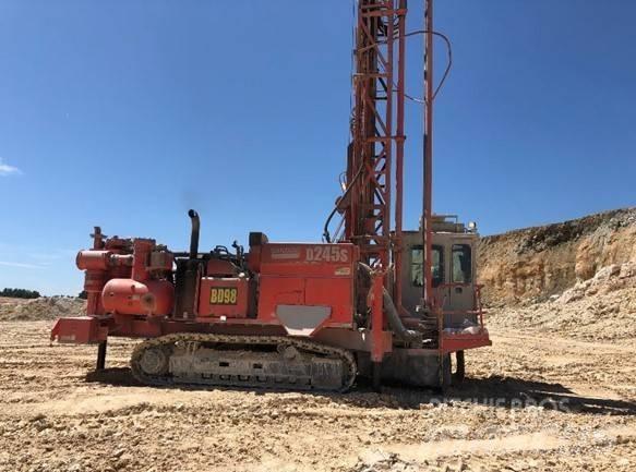 D245S Foreuse de surface