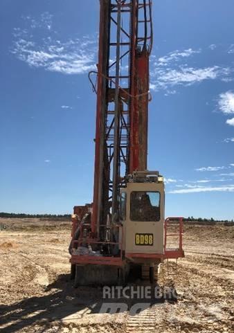  D245S Foreuse de surface