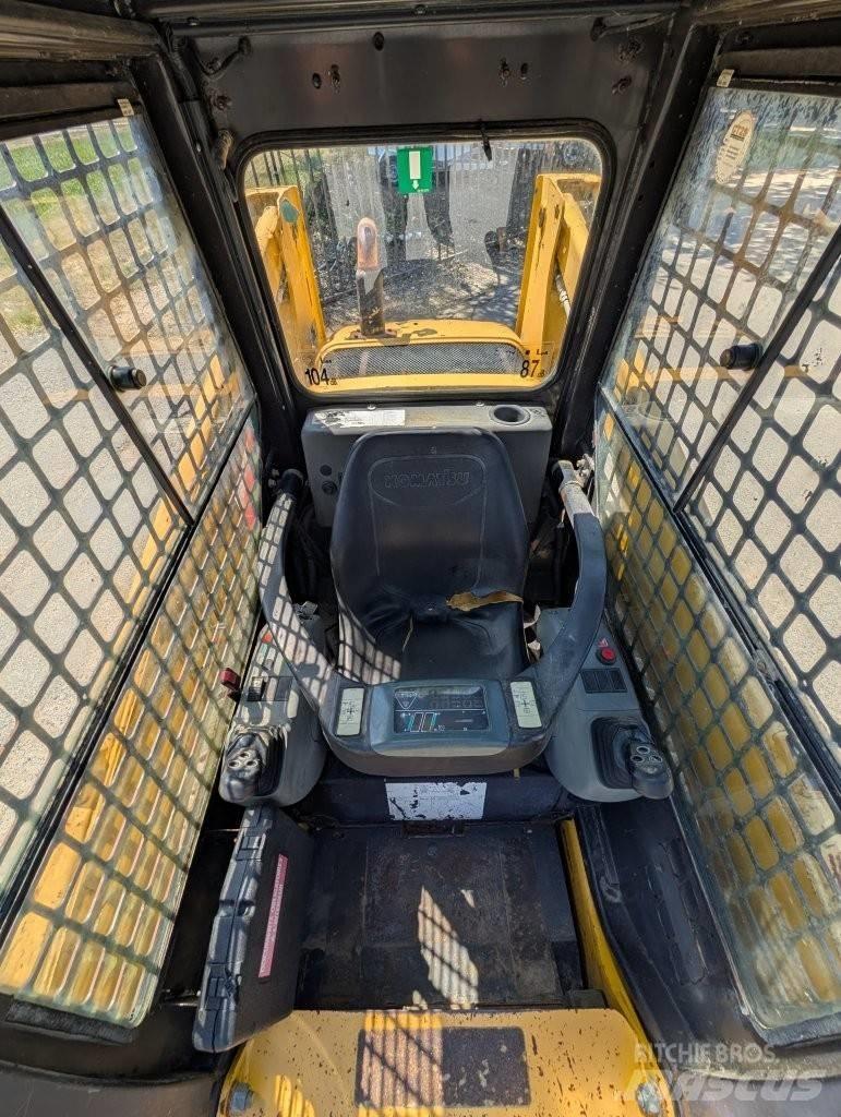 Komatsu CK 30-1 Mini chargeuse