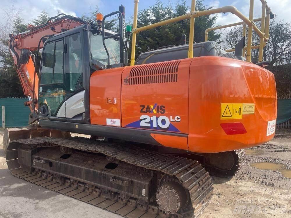 Hitachi ZX210LC Pelle sur chenilles