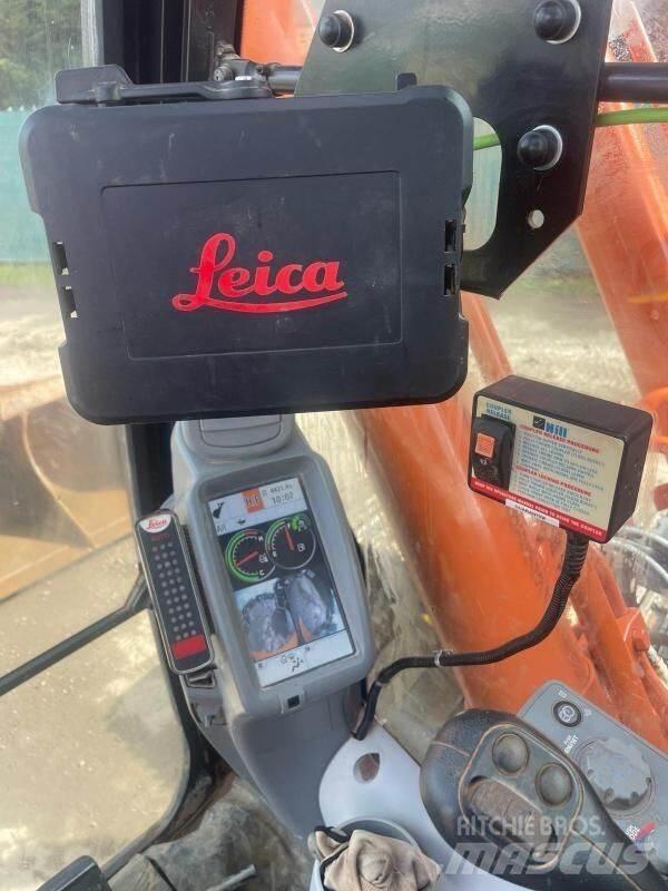 Hitachi ZX210LC Pelle sur chenilles