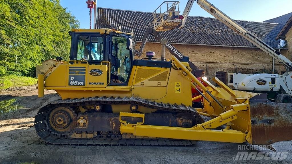 Komatsu D65PX-17 Bouteurs sur chenilles