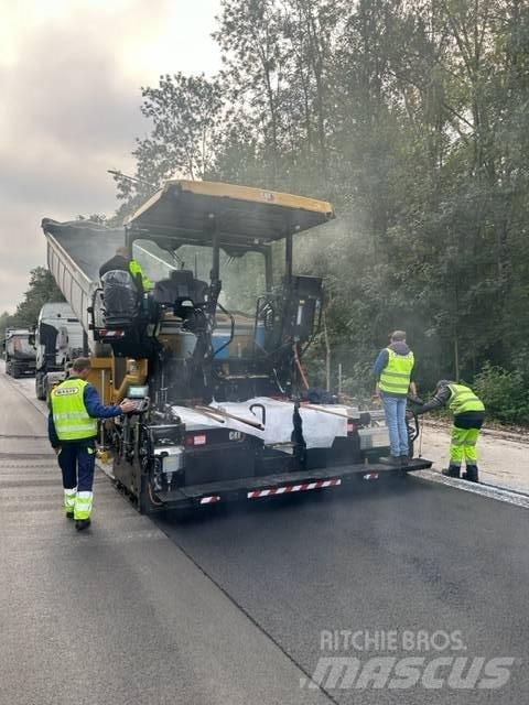 CAT AP 555 Finisseur