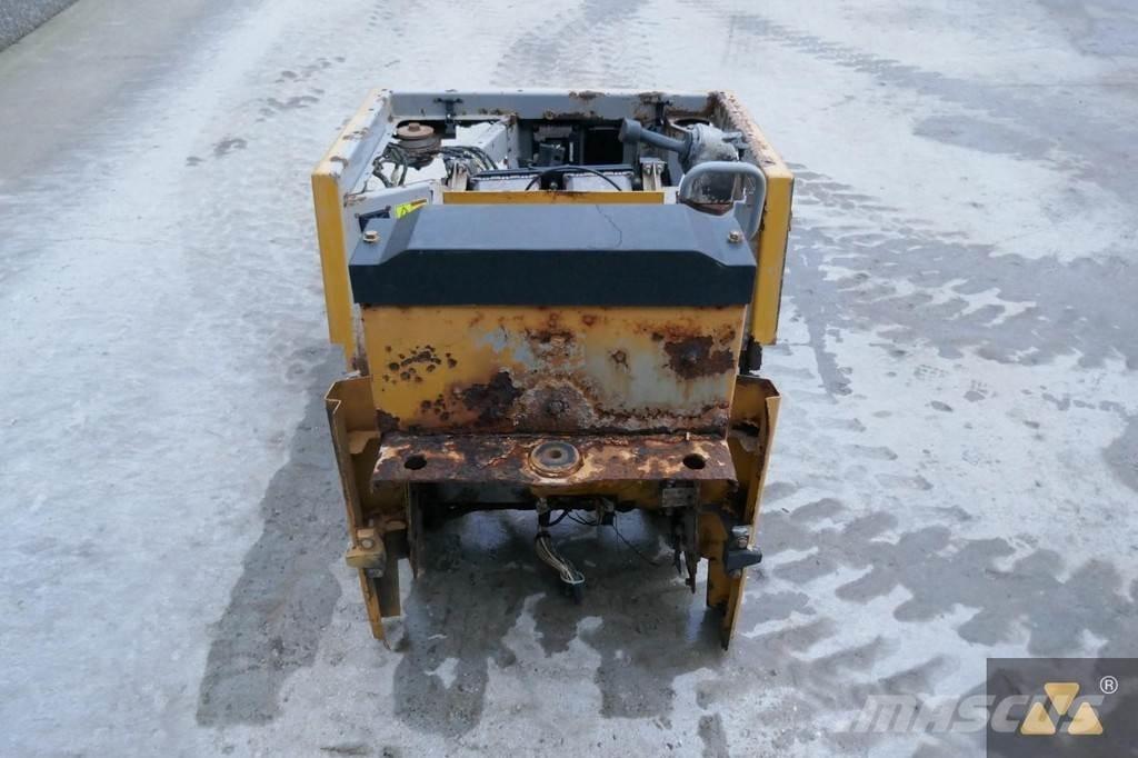 CAT 220-2800 Cabines
