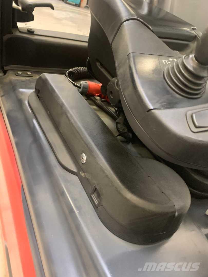 Linde E20L Chariots élévateurs électriques