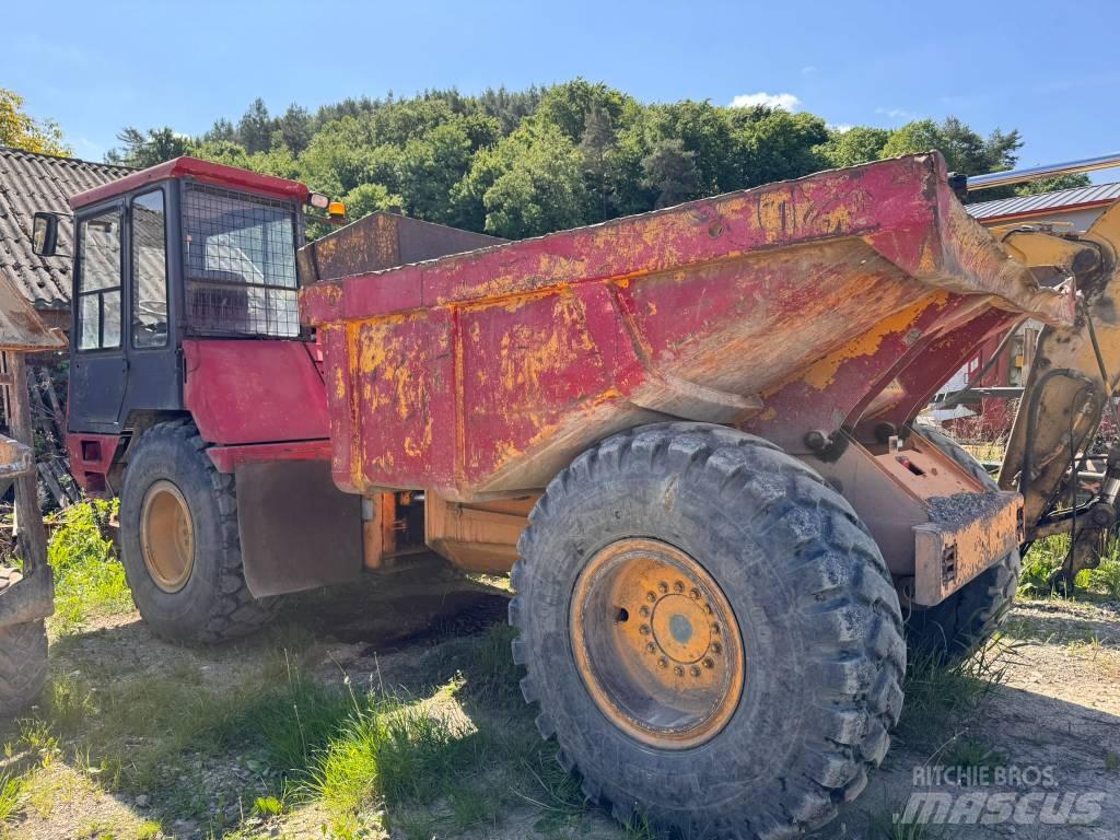 JCB 712 Tombereau articulé