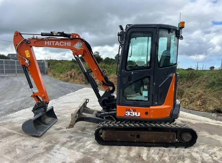 Hitachi ZX 33 U-6 Mini pelle < 7t