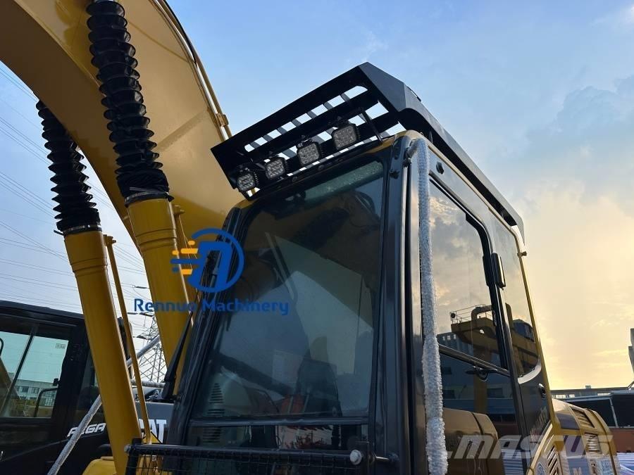 Komatsu PC 220-8 Pelle sur chenilles