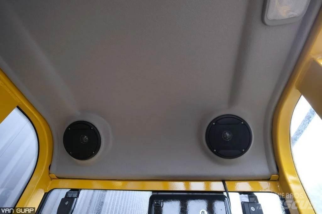 Eurotrac W11-C Chargeuse sur pneus