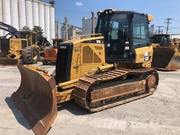 CAT D 5 K LGP Bouteurs sur chenilles