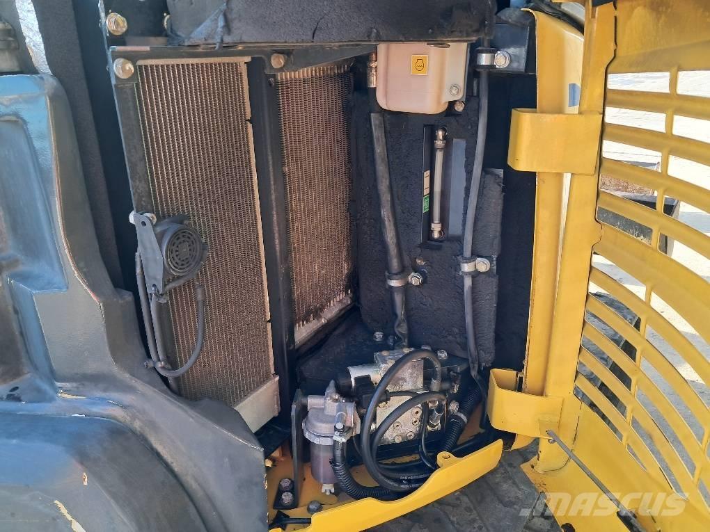Komatsu PC50MR-2 Mini pelle < 7t