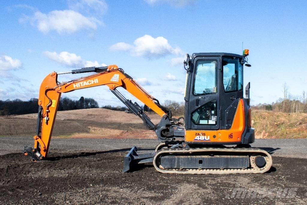 Hitachi ZX48U Mini pelle < 7t