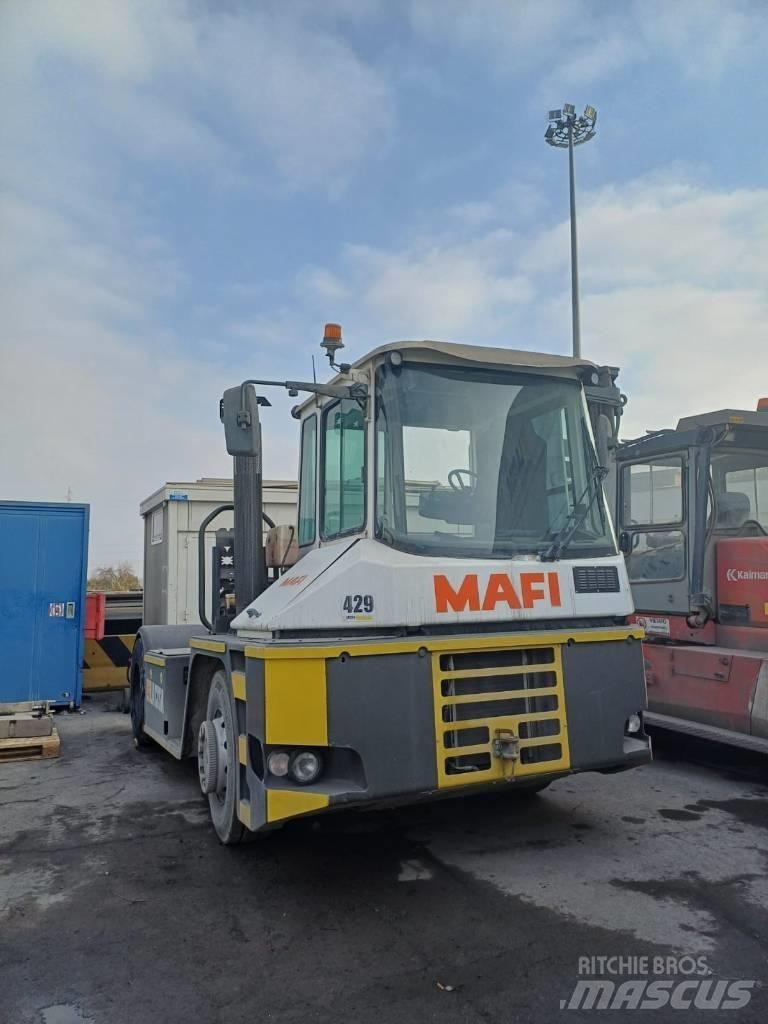 Mafi R332 Tracteur de manœuvre