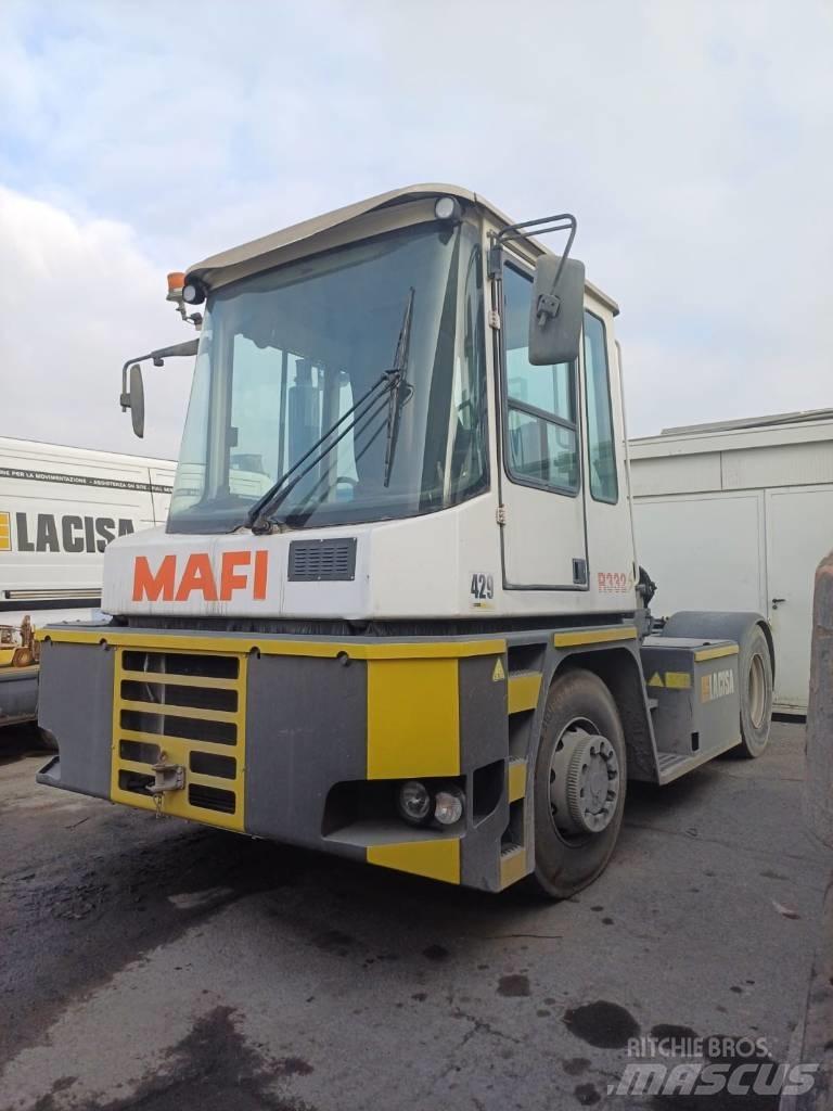 Mafi R332 Tracteur de manœuvre