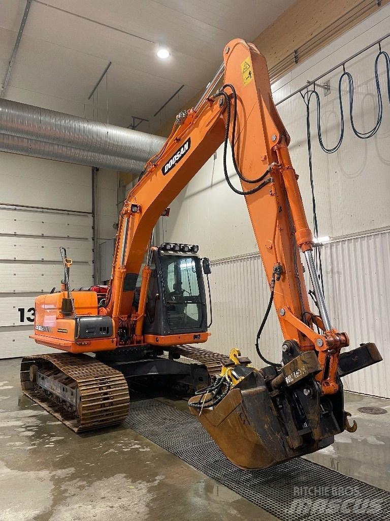 Doosan DX 160 Pelle sur chenilles