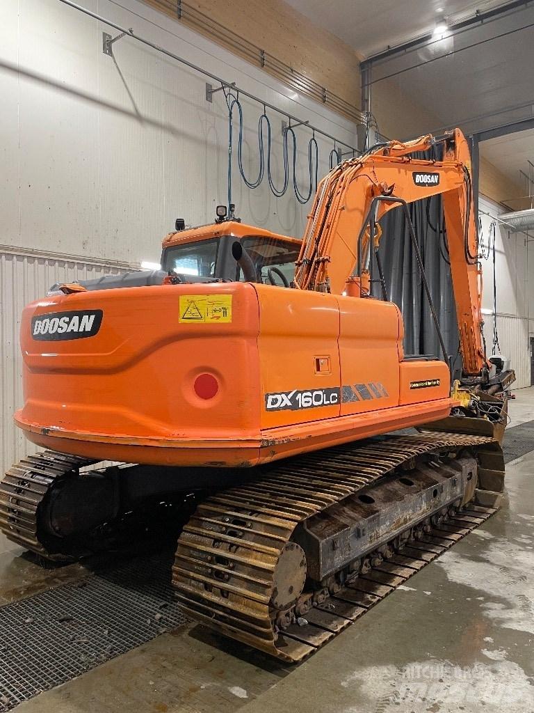 Doosan DX 160 Pelle sur chenilles