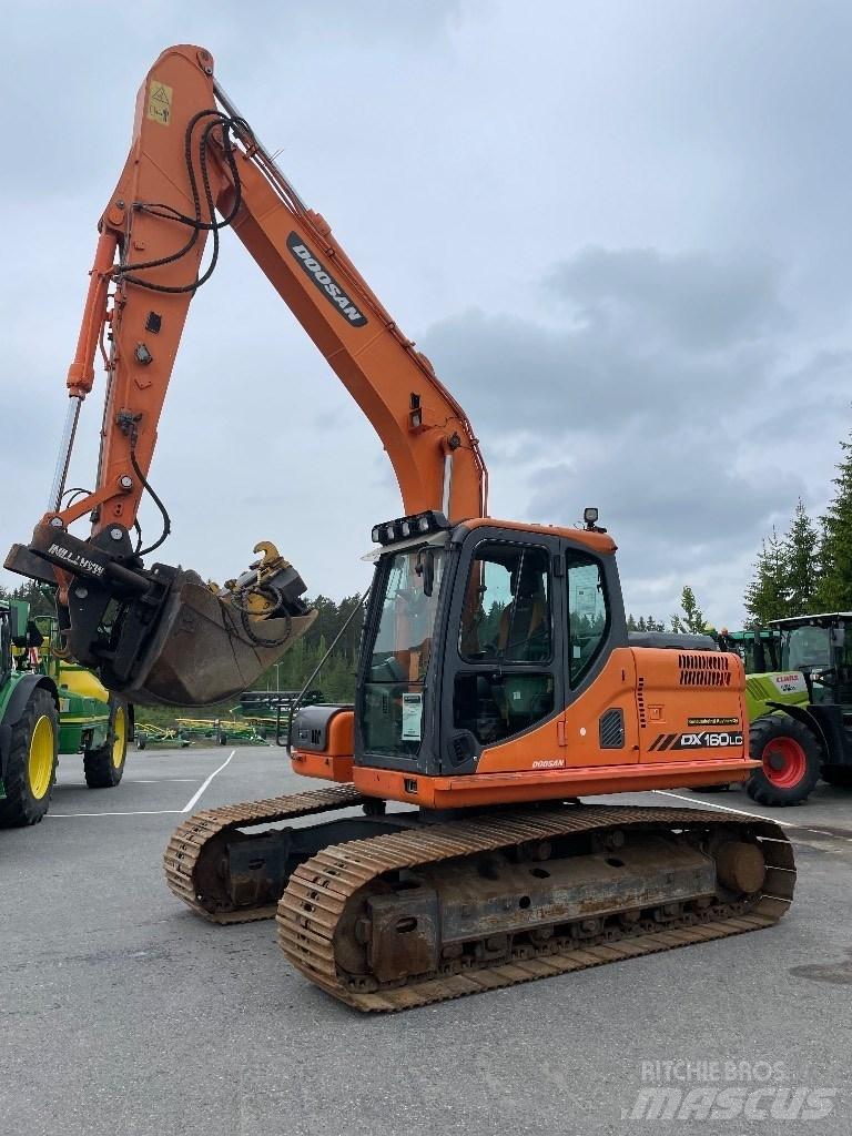 Doosan DX 160 Pelle sur chenilles