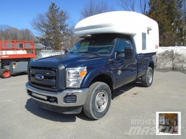 Ford F 450 XL SD Camions et véhicules municipaux