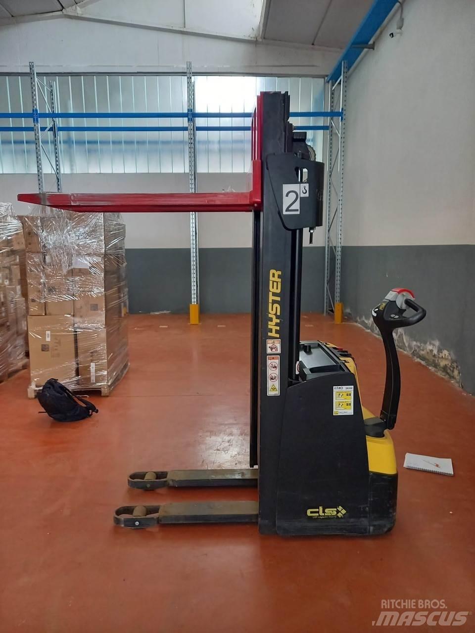Hyster S1.2 Gerbeur accompagnant