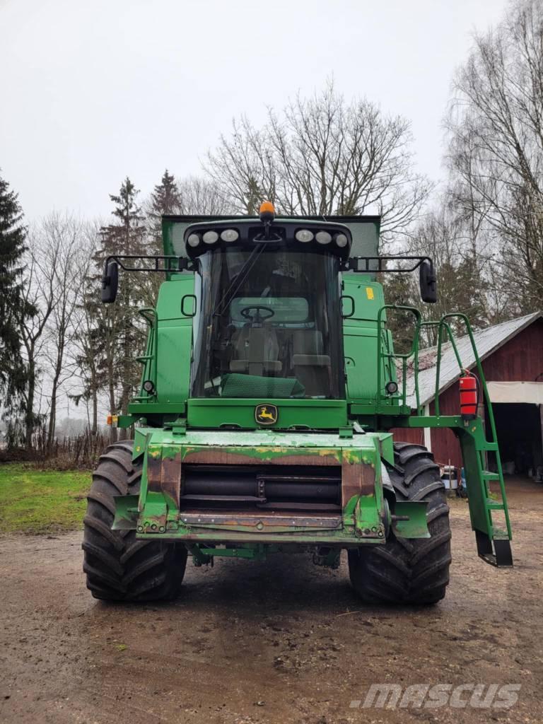John Deere T 560 Moissonneuse batteuse