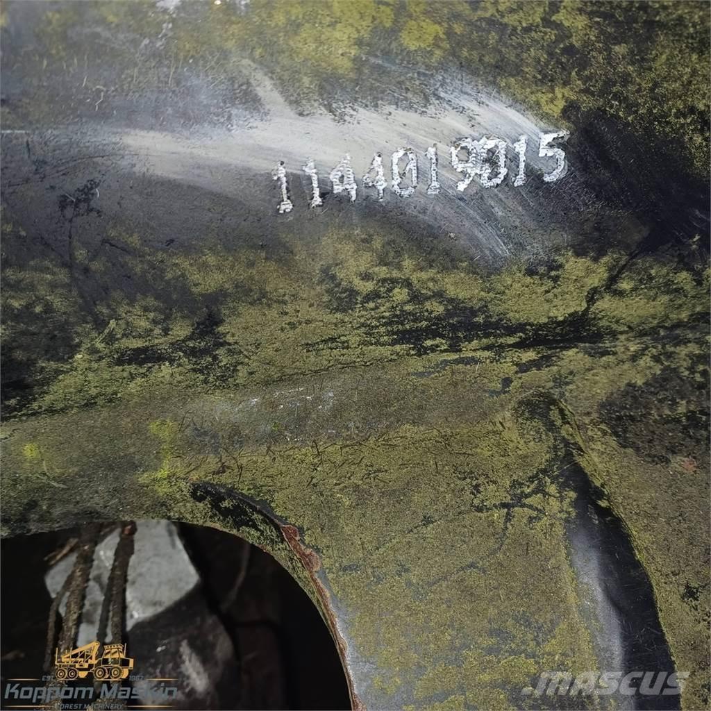 Komatsu C144 Tête d'abattage / ébranchage
