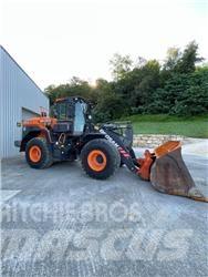 Doosan DL 320-7 Chargeuse sur pneus