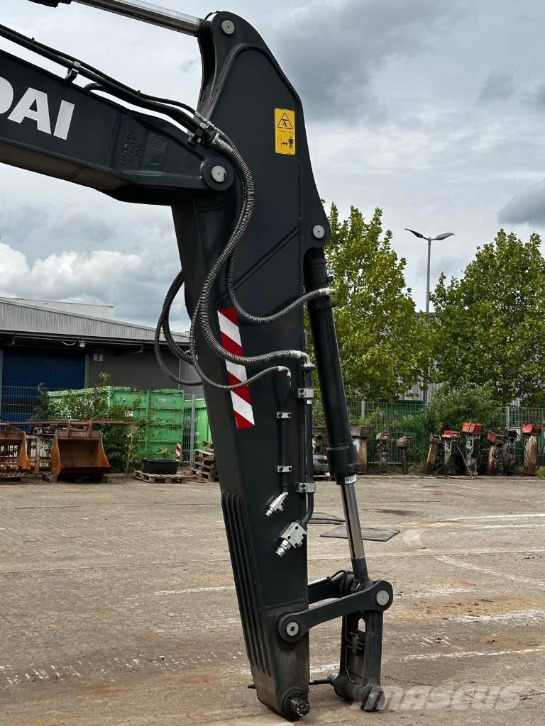 Hyundai HX 235 ALCR Pelle sur chenilles
