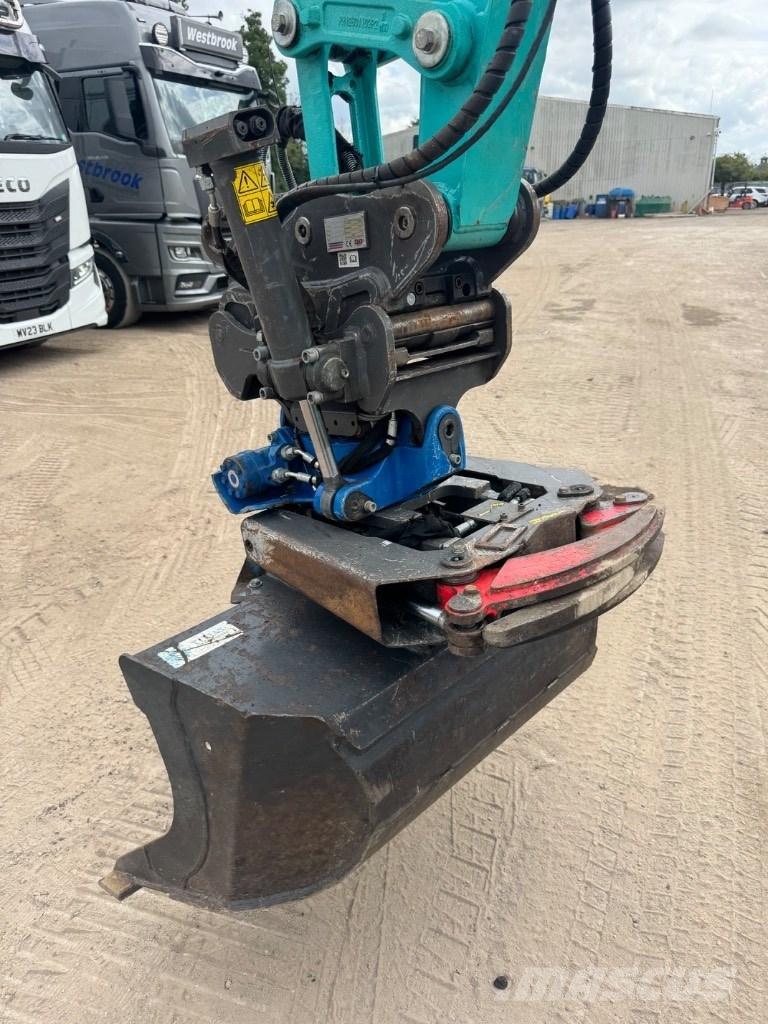 Kobelco SK45SRX-6E Mini pelle < 7t