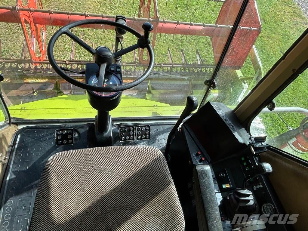 CLAAS Dominator 78 Moissonneuse batteuse