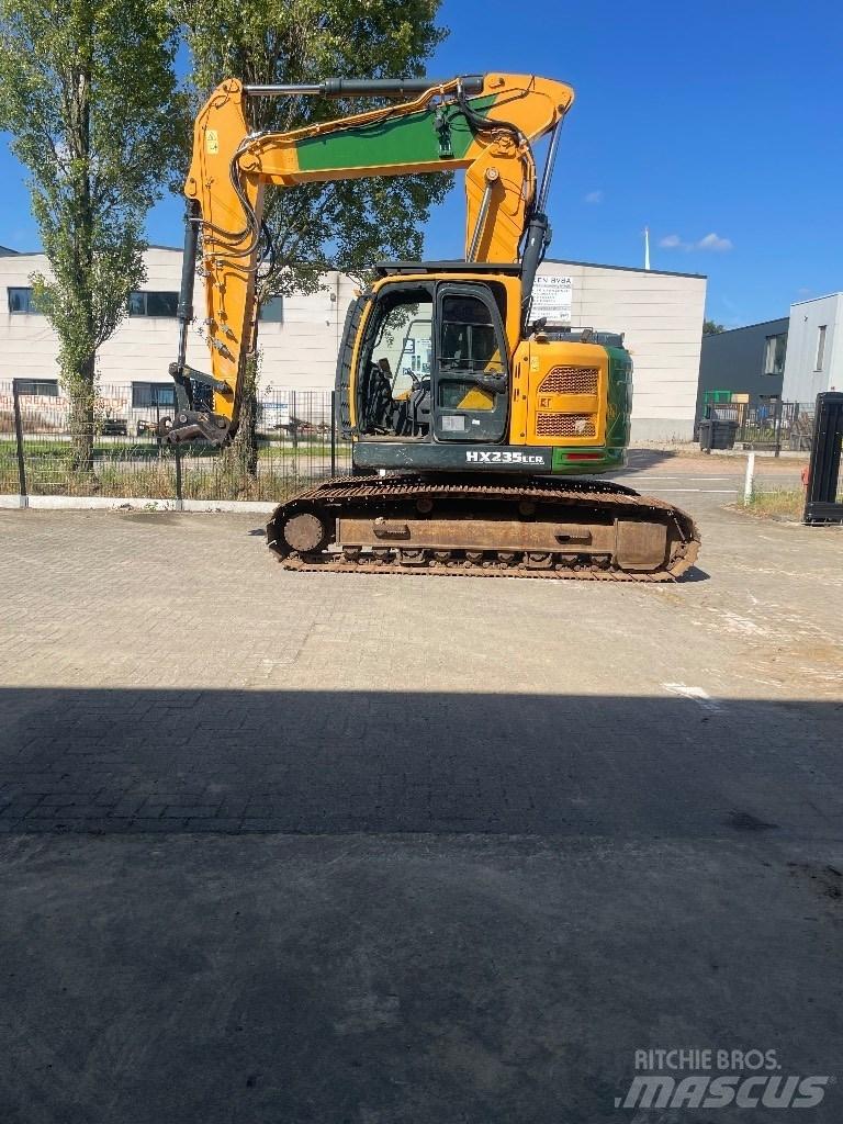 Hyundai hx235 Pelle sur chenilles