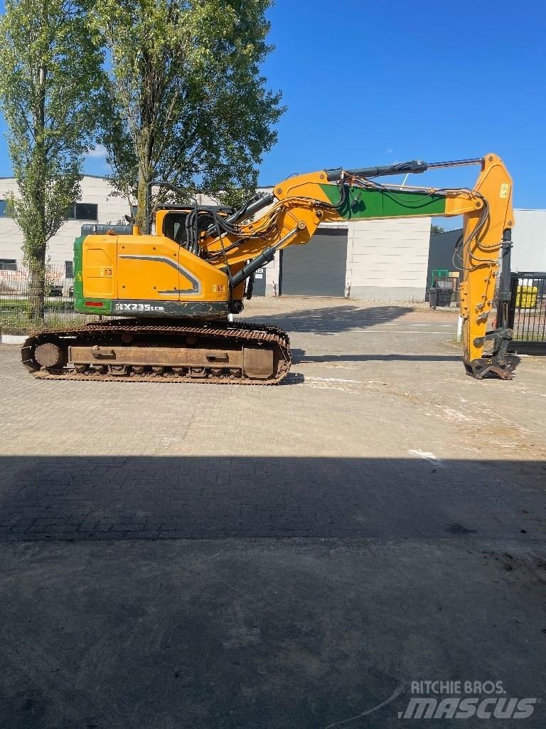 Hyundai hx235 Pelle sur chenilles