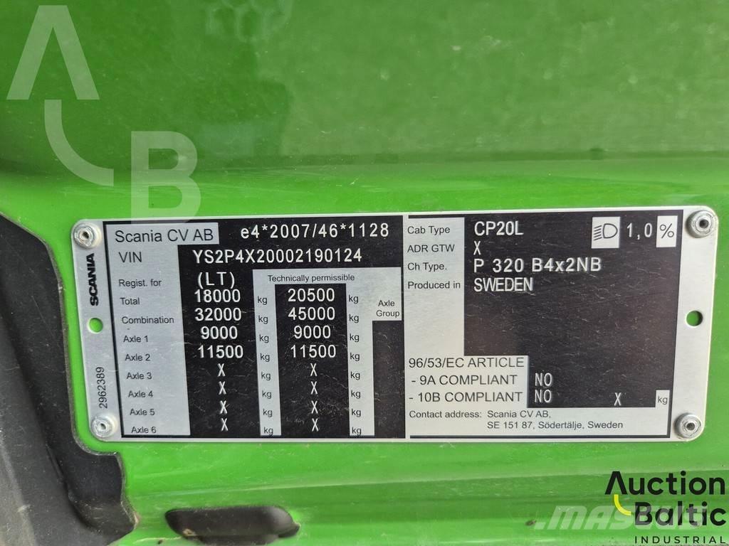 Scania P 320 Camion plateau