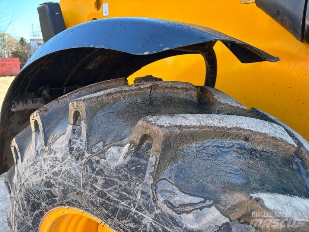 JCB 540-140 Hi Vis Chariot télescopique